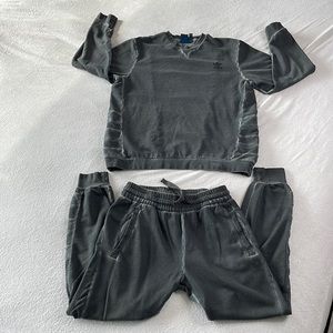 Adidas 2pc FADED DISTRESSED LOOK SWEATSUIT